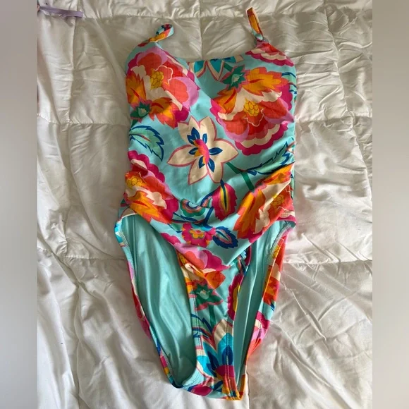 La Blanca Aqua Floral One-Piece Swimsuit - Picture 2 of 8